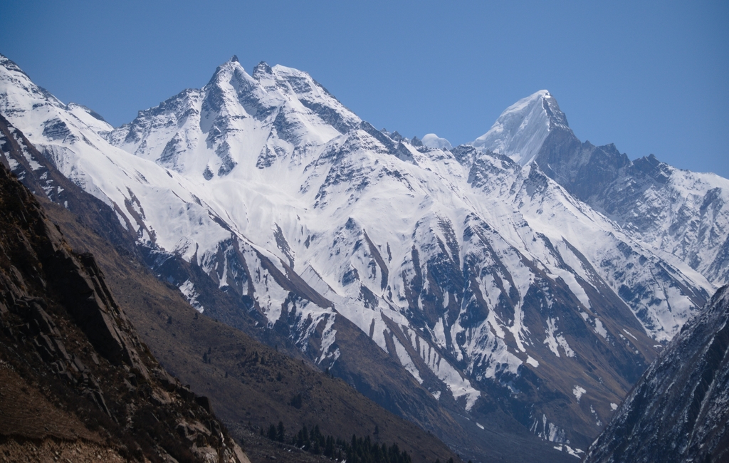 Read more about the article India’s Last Motorable Village on Indo-Tibet Border – Chitkul